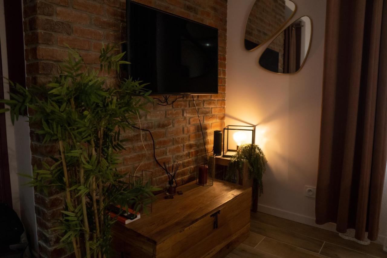 Studio Coeur De Ville Sanary Tres Cosy Parking Exterior photo